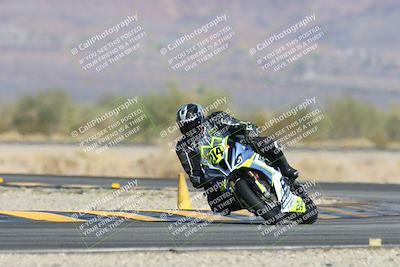 media/Dec-08-2024-CVMA (Sun) [[267e5a7075]]/Race 2-Amateur Supersport Open/